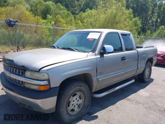 1999 Chevrolet Silverado 1500 LS с VIN 1GCEK19T9XE145022, выставлен на аукционе IAAI как лот 43192196 с пробегом 338 780 миль миль и . История ставок и продаж доступна на DreamBid. Изображение 16.