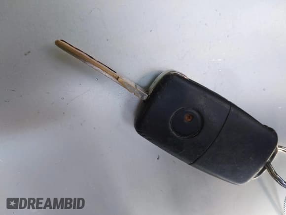 ✅ 2011 Volkswagen Golf • VIN: WVWAB7AJ1BW246814 • Лот: 42403993. Опубликован ранее на IAAI с пробегом 200 082 миль. Бесплатный доступ к архиву аукционных продаж из США и подробный отчёт об истории автомобиля на DreamBid. Изображение 11.