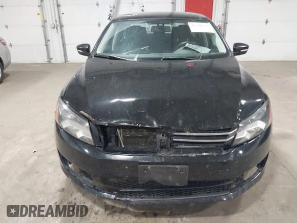 ✅ 2015 Volkswagen Passat S • VIN: 1VWAS7A30FC020995 • Lot: 42348252. Listed on IAAI with 177,806 mi. Free auction sales archive from the USA and detailed vehicle history report at DreamBid. Image 12.