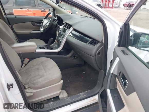 ✅ 2014 Ford Edge SE • VIN: 2FMDK3G91EBA02505 • Lot: 41967789. Wystawiony na IAAI z przebiegiem 150 566 mil. Bezpłatny archiwum sprzedaży aukcyjnych z USA i szczegółowy raport historii pojazdu na DreamBid. Zdjęcie 5.