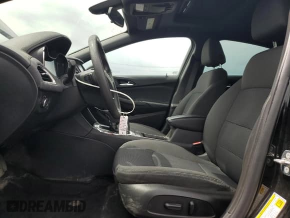 ✅ 2018 Chevrolet Cruze LT • VIN: 3G1BE6SMXJS652382 • Lot: 69265045. Listed on Copart with 100,466 mi. Free auction sales archive from the USA and detailed vehicle history report at DreamBid. Image 7.