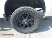 ✅ 2019 Chevrolet Silverado 1500 RST • VIN: 3GCUYEED2KG145848 • Лот: 43213065. Опубликован ранее на IAAI с пробегом 140 923 миль. Бесплатный доступ к архиву аукционных продаж из США и подробный отчёт об истории автомобиля на DreamBid. Изображение 19.