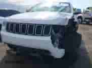2018 Jeep Grand Cherokee Limited z VIN 1C4RJEBGXJC212500, wystawiony jako IAAI lot #43072274 z przebiegiem 38 696 mil mil oraz . Historia ofert i sprzedaży dostępna na DreamBid. Obrazek 18.