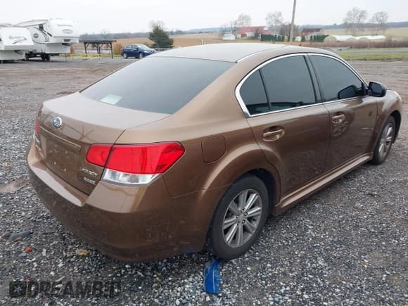 ✅ 2011 Subaru Legacy Premium • VIN: 4S3BMBC6XB3211538 • Лот: 43764011. Опубликован ранее на IAAI с пробегом 137 007 миль. Бесплатный доступ к архиву аукционных продаж из США и подробный отчёт об истории автомобиля на DreamBid. Изображение 4.