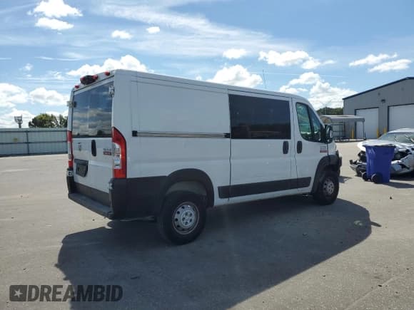 ✅ 2017 Ram ProMaster Cargo • VIN: 3C6TRVAG8HE545059 • Lot: 90236665. Wystawiony na Copart z przebiegiem Nie podano. Bezpłatny archiwum sprzedaży aukcyjnych z USA i szczegółowy raport historii pojazdu na DreamBid. Zdjęcie 3.