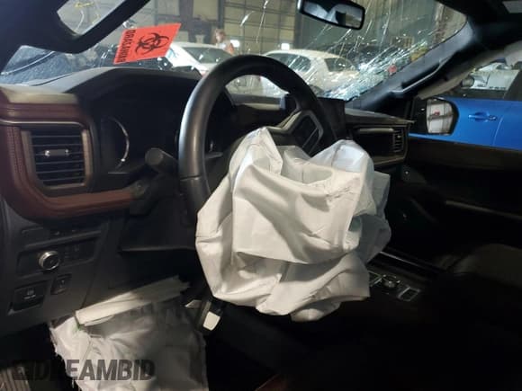 ✅ 2022 Ford Expedition Limited • VIN: 1FMJU2AT0NEA20493 • Lot: 54602275. Listed on Copart with Not provided. Free auction sales archive from the USA and detailed vehicle history report at DreamBid. Image 8.