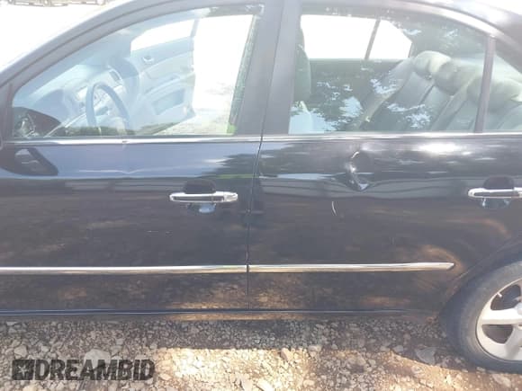 ✅ 2008 Hyundai Sonata SE • VIN: 5NPEU46F18H345694 • Lot: 42830111. Wystawiony na IAAI z przebiegiem 291 785 mil. Bezpłatny archiwum sprzedaży aukcyjnych z USA i szczegółowy raport historii pojazdu na DreamBid. Zdjęcie 6.