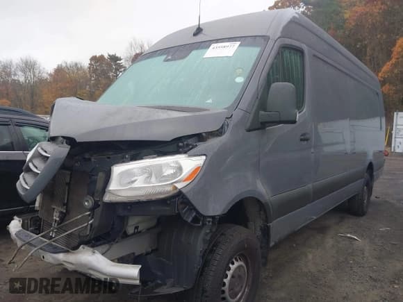 ✅ 2019 Mercedes-Benz Sprinter • VIN: WD4FF1CD3KT011868 • Lot: 43558977. Wystawiony na IAAI z przebiegiem 216 666 mil. Bezpłatny archiwum sprzedaży aukcyjnych z USA i szczegółowy raport historii pojazdu na DreamBid. Zdjęcie 2.