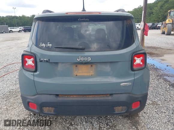 ✅ 2017 Jeep Renegade Latitude • VIN: ZACCJABB7HPF68976 • Lot: 43373622. Wystawiony na IAAI z przebiegiem 206 466 mil. Bezpłatny archiwum sprzedaży aukcyjnych z USA i szczegółowy raport historii pojazdu na DreamBid. Zdjęcie 16.