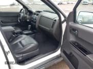 ✅ 2008 Ford Escape Limited • VIN: 1FMCU94128KE80028 • Lot: 42168190. Listed on IAAI with 180,565 mi. Free auction sales archive from the USA and detailed vehicle history report at DreamBid. Image 5.