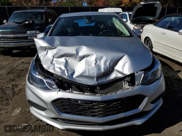 ✅ 2018 Chevrolet Cruze LT • VIN: 3G1BE6SM9JS615405 • Lot: 65478902. Listed on Copart with Not provided. Free auction sales archive from the USA and detailed vehicle history report at DreamBid. Image 9.