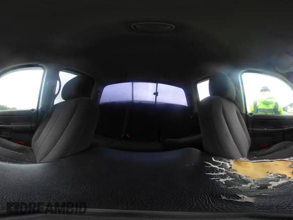 2003 Dodge 1500 ST z VIN 1D7HA18D53S347514, wystawiony jako IAAI lot #42099051 z przebiegiem 173 000 mil mil oraz . Historia ofert i sprzedaży dostępna na DreamBid. Obrazek 20.