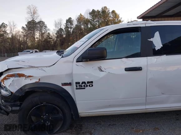 ✅ 2020 Ram 1500 Warlock • VIN: 1C6RR6LT8LS157622 • Lot: 41322786. Listed on IAAI with 68,107 mi. Free auction sales archive from the USA and detailed vehicle history report at DreamBid. Image 6.