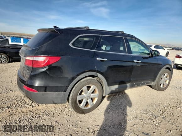 ✅ 2013 Hyundai Santa Fe GLS • VIN: KM8SNDHF0DU017269 • Лот: 90843165. Опубликован ранее на Copart с пробегом 221 733 миль. Бесплатный доступ к архиву аукционных продаж из США и подробный отчёт об истории автомобиля на DreamBid. Изображение 3.