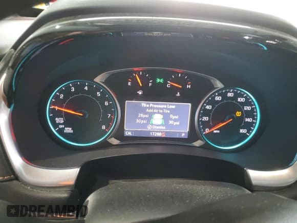 ✅ 2020 Chevrolet Traverse LT Cloth • VIN: 1GNEVGKW3LJ208221 • Lot: 70252285. Wystawiony na Copart z przebiegiem 17 288 mil. Bezpłatny archiwum sprzedaży aukcyjnych z USA i szczegółowy raport historii pojazdu na DreamBid. Zdjęcie 9.