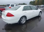 ✅ 2007 Honda Accord LX SE • VIN: JHMCM56317C020264 • Лот: 43556238. Опубликован ранее на IAAI с пробегом 205 171 миль. Бесплатный доступ к архиву аукционных продаж из США и подробный отчёт об истории автомобиля на DreamBid. Изображение 4.