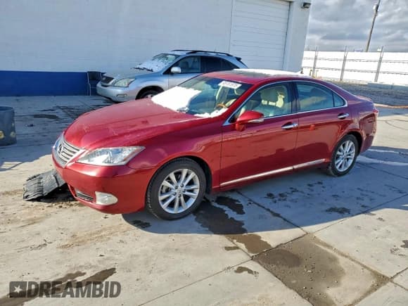 ✅ 2010 Lexus ES 330 • VIN: JTHBK1EG6A2361140 • Лот: 95151975. Опубликован ранее на Copart с пробегом 186 043 миль. Бесплатный доступ к архиву аукционных продаж из США и подробный отчёт об истории автомобиля на DreamBid. Изображение 1.