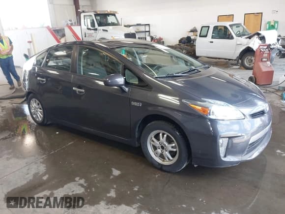 ✅ 2014 Toyota Prius • VIN: JTDKN3DP6E3054959 • Lot: 42905459. Listed on IAAI with 134,643 mi. Free auction sales archive from the USA and detailed vehicle history report at DreamBid. Image 1.