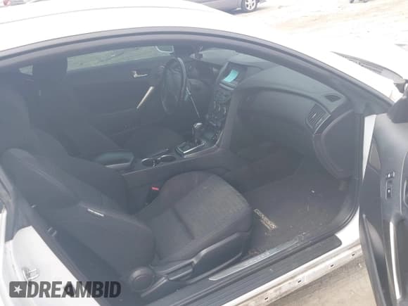 ✅ 2016 Hyundai Genesis Coupe 3.8L Base • VIN: KMHHT6KJ1GU134260 • Lot: 41948319. Wystawiony na IAAI z przebiegiem 154 259 mil. Bezpłatny archiwum sprzedaży aukcyjnych z USA i szczegółowy raport historii pojazdu na DreamBid. Zdjęcie 5.