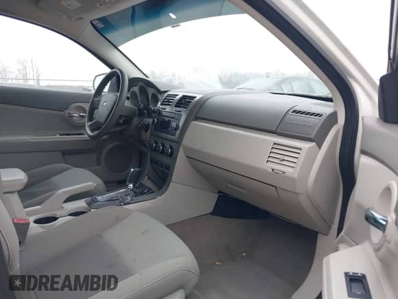 2010 Dodge Avenger SXT z VIN 1B3CC4FDXAN193611, wystawiony jako IAAI lot #41798586 z przebiegiem 92 800 mil mil oraz . Historia ofert i sprzedaży dostępna na DreamBid. Obrazek 5.