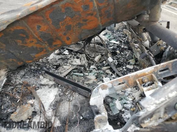 ✅ 2005 Cadillac XLR • VIN: 1G6YV34A955600599 • Lot: 59186105. Listed on Copart with Not provided. Free auction sales archive from the USA and detailed vehicle history report at DreamBid. Image 10.