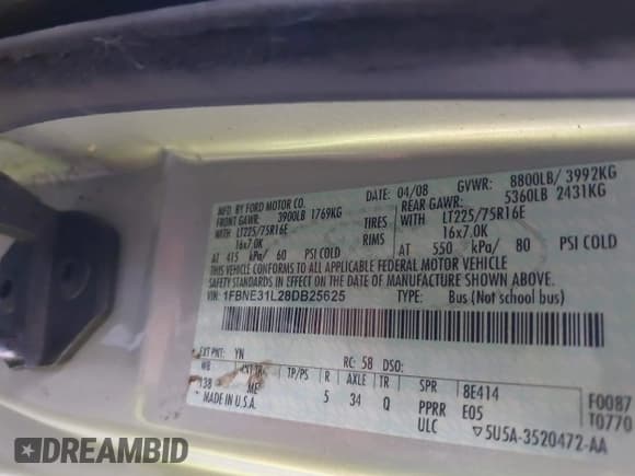 ✅ 2008 Ford Econoline Passenger XL • VIN: 1FBNE31L28DB25625 • Lot: 43749380. Wystawiony na IAAI z przebiegiem 137 270 mil. Bezpłatny archiwum sprzedaży aukcyjnych z USA i szczegółowy raport historii pojazdu na DreamBid. Zdjęcie 9.