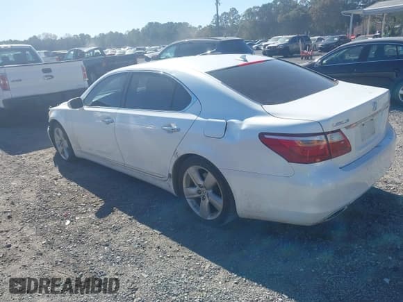 ✅ 2010 Lexus LS 460 L • VIN: JTHGL5EF8A5037431 • Lot: 43668030. Wystawiony na IAAI z przebiegiem 203 305 mil. Bezpłatny archiwum sprzedaży aukcyjnych z USA i szczegółowy raport historii pojazdu na DreamBid. Zdjęcie 3.