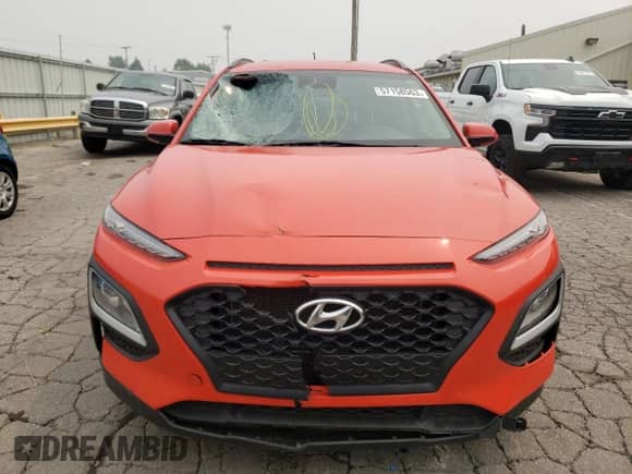 2019 Hyundai Kona SEL z VIN KM8K2CAA1KU387709, wystawiony jako Copart lot #57158563 z przebiegiem 44 716 mil mil oraz . Historia ofert i sprzedaży dostępna na DreamBid. Obrazek 5.
