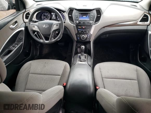 ✅ 2018 Hyundai Santa Fe 2.4L • VIN: 5NMZTDLB2JH092264 • Лот: 67156954. Опубликован ранее на Copart с пробегом 125 363 миль. Бесплатный доступ к архиву аукционных продаж из США и подробный отчёт об истории автомобиля на DreamBid. Изображение 8.