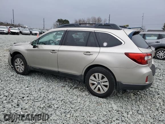 ✅ 2015 Subaru Outback Premium • VIN: 4S4BSBDCXF3262811 • Lot: 44469645. Listed on Copart with 143,078 mi. Free auction sales archive from the USA and detailed vehicle history report at DreamBid. Image 2.