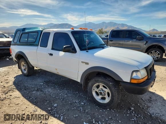 ✅ 1998 Ford Ranger XL • VIN: 1FTZR15U4WPB53169 • Lot: 89917765. Listed on Copart with 247,067 mi. Free auction sales archive from the USA and detailed vehicle history report at DreamBid. Image 4.