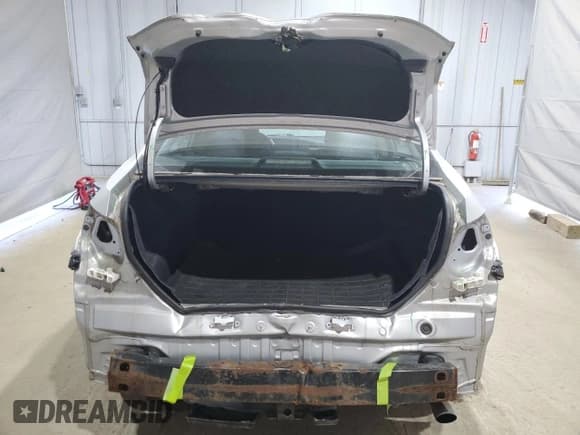 ✅ 2017 Toyota Corolla L • VIN: 2T1BURHE0HC844445 • Lot: 84771095. Wystawiony na Copart z przebiegiem 157 335 mil. Bezpłatny archiwum sprzedaży aukcyjnych z USA i szczegółowy raport historii pojazdu na DreamBid. Zdjęcie 6.