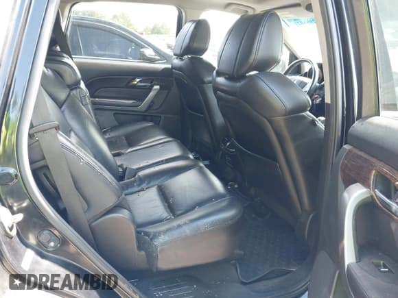 ✅ 2011 Acura MDX Technology • VIN: 2HNYD2H42BH545846 • Lot: 42996022. Listed on IAAI with 149,129 mi. Free auction sales archive from the USA and detailed vehicle history report at DreamBid. Image 8.