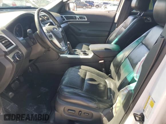 ✅ 2013 Ford Explorer XLT • VIN: 1FM5K7D8XDGA75855 • Lot: 82322575. Wystawiony na Copart z przebiegiem 168 356 mil. Bezpłatny archiwum sprzedaży aukcyjnych z USA i szczegółowy raport historii pojazdu na DreamBid. Zdjęcie 7.