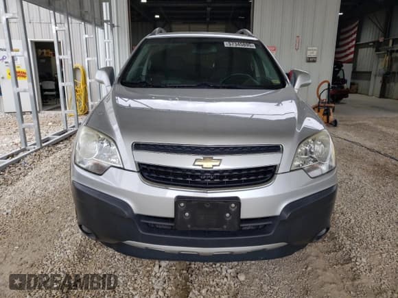 ✅ 2014 Chevrolet Captiva Sport LS • VIN: 3GNAL2EK1ES629484 • Lot: 57345895. Wystawiony na Copart z przebiegiem 138 866 mil. Bezpłatny archiwum sprzedaży aukcyjnych z USA i szczegółowy raport historii pojazdu na DreamBid. Zdjęcie 5.