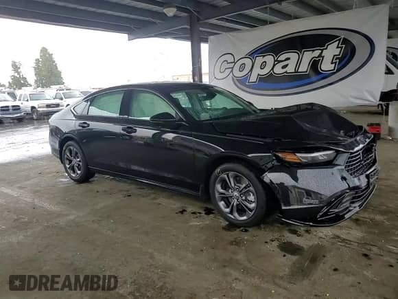 2025 Honda Accord EX-L с VIN 1HGCY2F66SA071683, выставлен на аукционе Copart как лот 82181215 с пробегом 2 910 миль миль и Списание • Salvage title. История ставок и продаж доступна на DreamBid. Изображение 13.