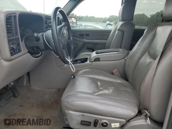 ✅ 2003 Chevrolet Silverado 1500 LS • VIN: 2GCEC19T531144085 • Лот: 71037364. Опубликован ранее на Copart с пробегом 157 032 миль. Бесплатный доступ к архиву аукционных продаж из США и подробный отчёт об истории автомобиля на DreamBid. Изображение 7.