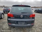 ✅ 2013 Volkswagen Tiguan S • VIN: WVGBV3AX6DW594289 • Lot: 93740985. Listed on Copart with 36,195 mi. Free auction sales archive from the USA and detailed vehicle history report at DreamBid. Image 6.
