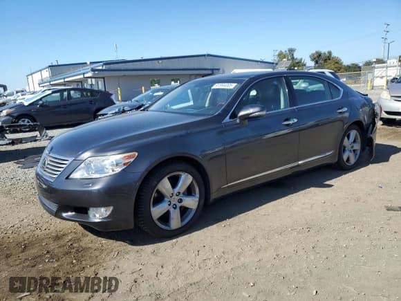 ✅ 2010 Lexus LS 460 L • VIN: JTHGL1EF5A5038674 • Lot: 91894005. Wystawiony na Copart z przebiegiem 238 303 mil. Bezpłatny archiwum sprzedaży aukcyjnych z USA i szczegółowy raport historii pojazdu na DreamBid. Zdjęcie 1.