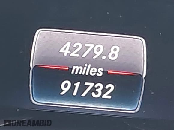 ✅ 2019 Mercedes-Benz GLE 43 AMG • VIN: 4JGED6EB7KA134004 • Lot: 42514310. Wystawiony na IAAI z przebiegiem 91 732 mil. Bezpłatny archiwum sprzedaży aukcyjnych z USA i szczegółowy raport historii pojazdu na DreamBid. Zdjęcie 15.