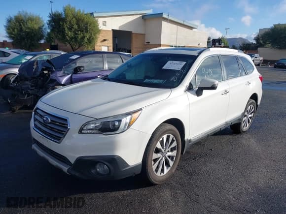 ✅ 2017 Subaru Outback Touring • VIN: 4S4BSETC5H3313606 • Lot: 43719498. Listed on IAAI with 108,883 mi. Free auction sales archive from the USA and detailed vehicle history report at DreamBid. Image 21.