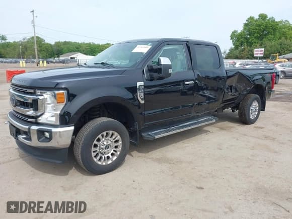 ✅ 2022 Ford F-250 XL • VIN: 1FT7W2BN8NEC43616 • Лот: 42263094. Опубликован ранее на IAAI с пробегом 33 686 миль. Бесплатный доступ к архиву аукционных продаж из США и подробный отчёт об истории автомобиля на DreamBid. Изображение 17.