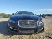 ✅ 2017 Jaguar XJ Supercharged • VIN: SAJWA2GE9HMW09064 • Lot: 82521815. Wystawiony na Copart z przebiegiem 119 013 mil. Bezpłatny archiwum sprzedaży aukcyjnych z USA i szczegółowy raport historii pojazdu na DreamBid. Zdjęcie 5.