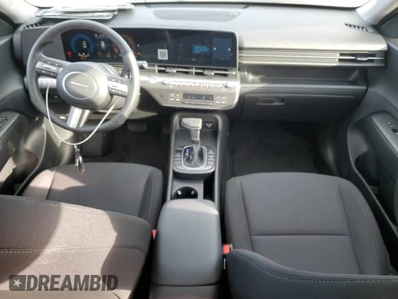 2025 Hyundai Kona SEL with VIN KM8HBCAB3SU212459, listed as a Copart auction lot 79527264 with 446 mi miles and Salvage title. Bid and sale history available at DreamBid. Image 8.
