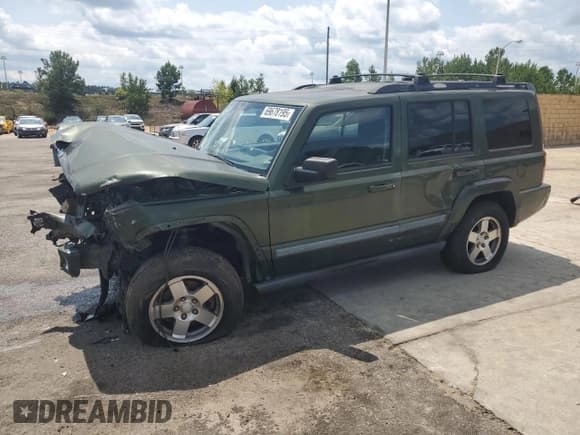 ✅ 2009 Jeep Commander Sport • VIN: 1J8HG48K59C511283 • Lot: 69678195. Listed on Copart with 236,781 mi. Free auction sales archive from the USA and detailed vehicle history report at DreamBid. Image 1.