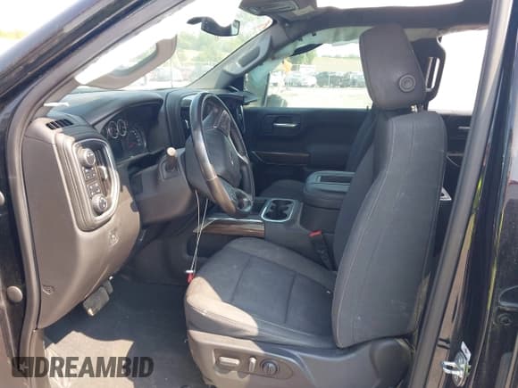 ✅ 2022 Chevrolet Silverado 1500 LT Trail Boss • VIN: 3GCPYFEL4NG101803 • Lot: 42271645. Wystawiony na IAAI z przebiegiem 37 736 mil. Bezpłatny archiwum sprzedaży aukcyjnych z USA i szczegółowy raport historii pojazdu na DreamBid. Zdjęcie 5.