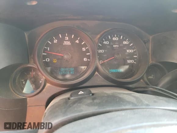 ✅ 2007 Chevrolet Silverado 1500 LS • VIN: 2GCEK13C771715531 • Lot: 74851724. Listed on Copart with 217,825 mi. Free auction sales archive from the USA and detailed vehicle history report at DreamBid. Image 9.