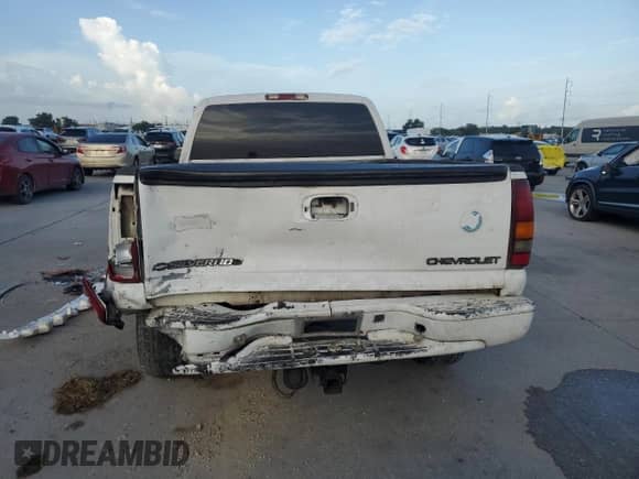 ✅ 2000 Chevrolet Silverado 1500 LT • VIN: 2GCEK19T0Y1372151 • Lot: 63628314. Wystawiony na Copart z przebiegiem 286 923 mil mil. Skorzystaj z bezpłatnego archiwum sprzedaży aukcyjnych z USA i zobacz szczegółowy raport historii pojazdu na DreamBid. Zdjęcie 6.