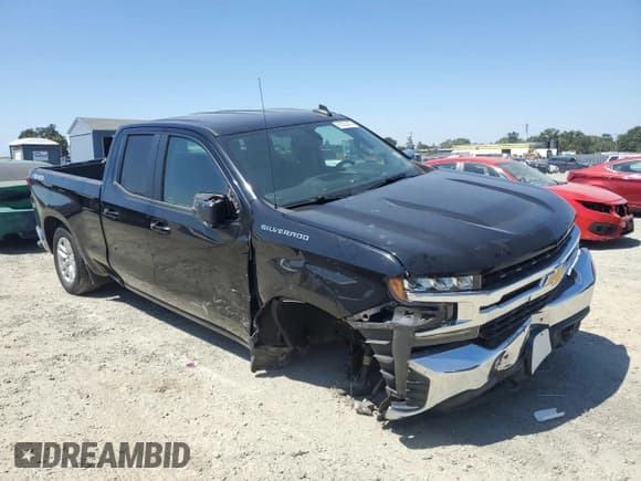 ✅ 2019 Chevrolet Silverado 1500 LT • VIN: 1GCRYDEK7KZ261335 • Lot: 60326435. Wystawiony na Copart z przebiegiem 56 909 mil. Bezpłatny archiwum sprzedaży aukcyjnych z USA i szczegółowy raport historii pojazdu na DreamBid. Zdjęcie 4.