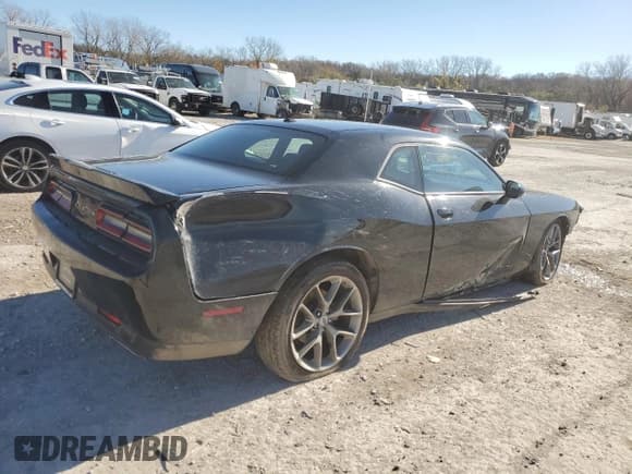 ✅ 2022 Dodge Challenger GT • VIN: 2C3CDZJG9NH211464 • Lot: 81051994. Wystawiony na Copart z przebiegiem 54 123 mil. Bezpłatny archiwum sprzedaży aukcyjnych z USA i szczegółowy raport historii pojazdu na DreamBid. Zdjęcie 3.